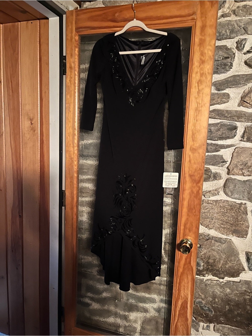 Tadashi Shoji Black V-Neck Embellished Evening Dress